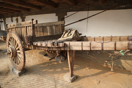 老物件木轮板车