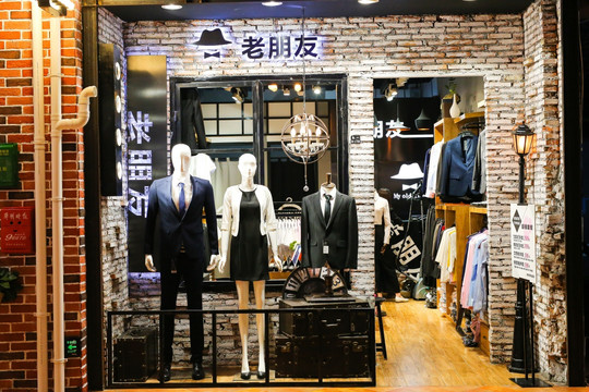 服装店橱窗