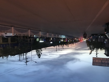 黄昏街道 