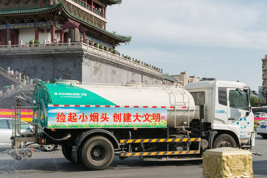 洒水车