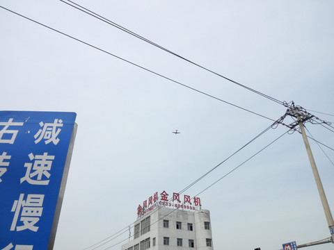 天空上的飞机