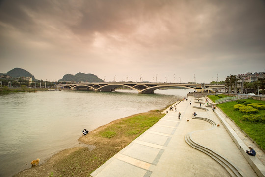 桂林漓江解放桥