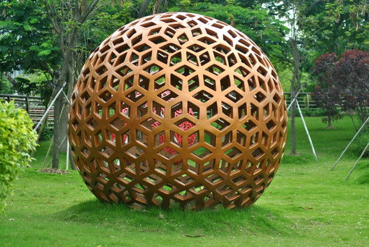 金色球体