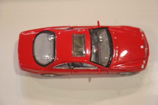 俯视红色小汽车模型