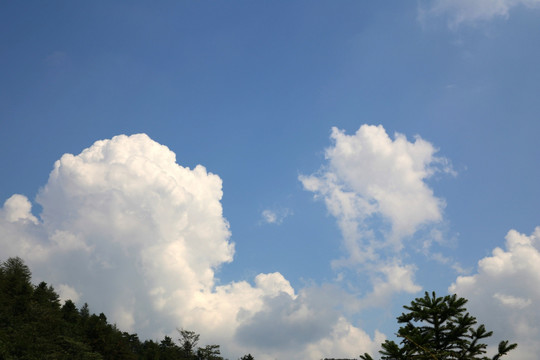 大朵白云 天空云朵