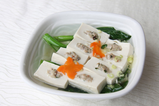 浓汤咸菜酿豆腐