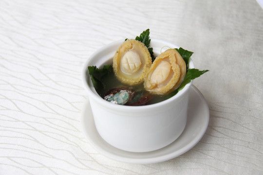 珍珠菜炖鲍鱼