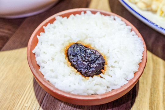 红枣米饭