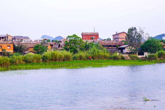 村庄河流
