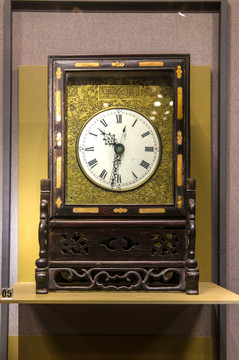 清代宫廷古董钟