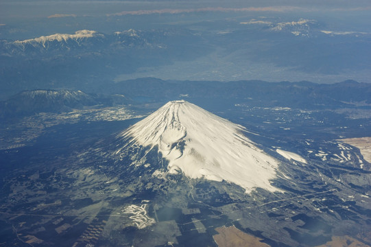日本富士山鸟瞰图