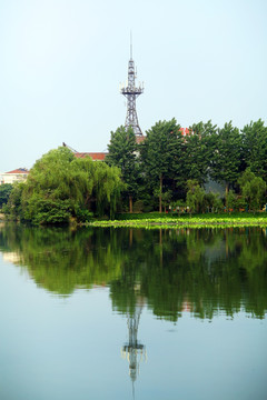 扬州荷花池公园信号塔