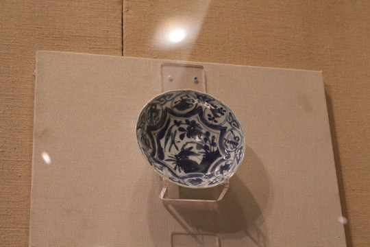 青花瓷盘