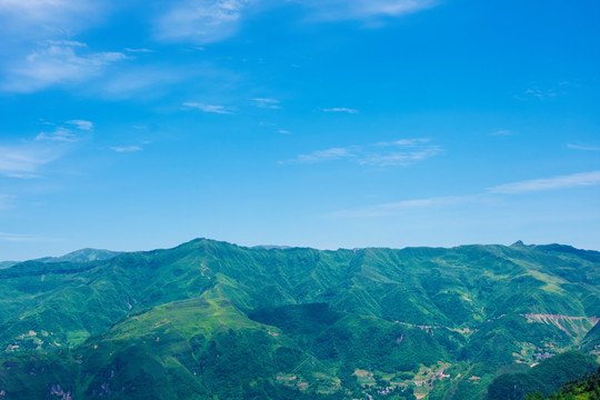 山岭 青山