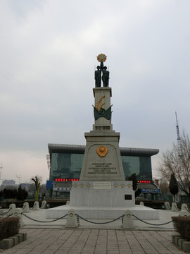 哈尔滨苏军烈士纪念碑