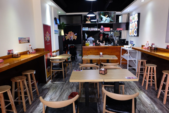 饭店装修