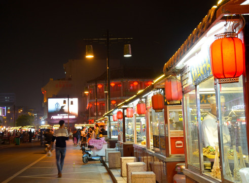 开封鼓楼夜市