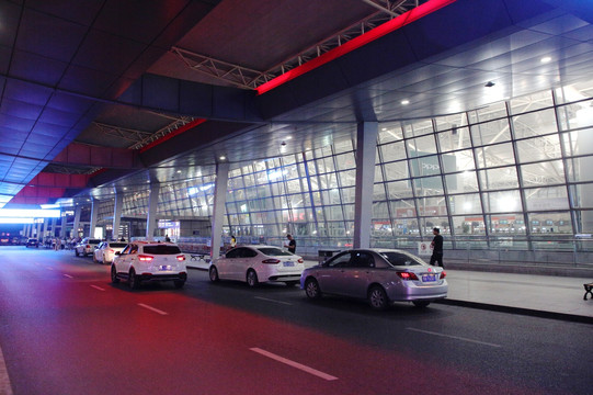 西安咸阳机场 航站楼 夜景
