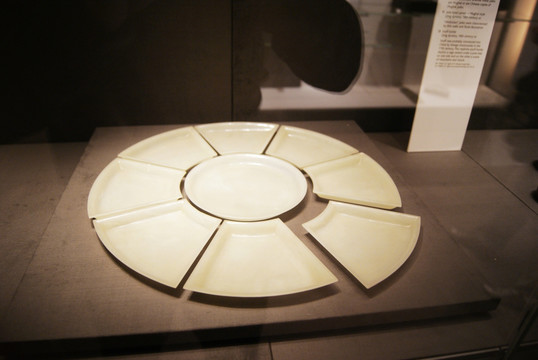 拼盘 盘子 白瓷 瓷器 文物