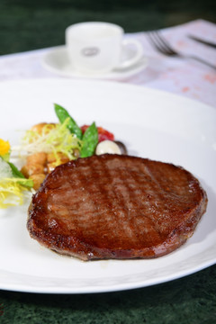 肉眼牛排