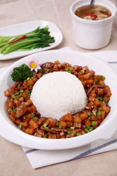 牛肉饭