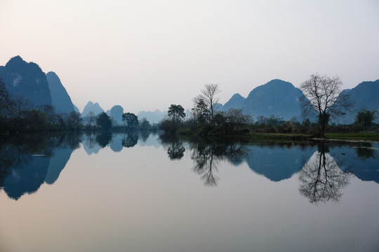 桂林阳朔遇龙河风景