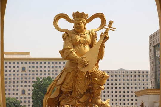 金刚菩萨雕像