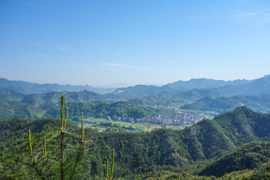 鼎湖峰