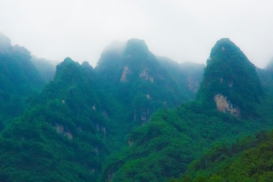 山峰 青山