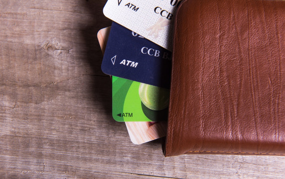 信用卡 钱包 卡包 消费 刷卡