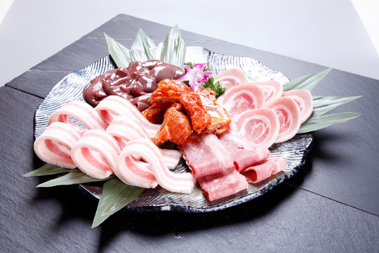 烤肉拼盘