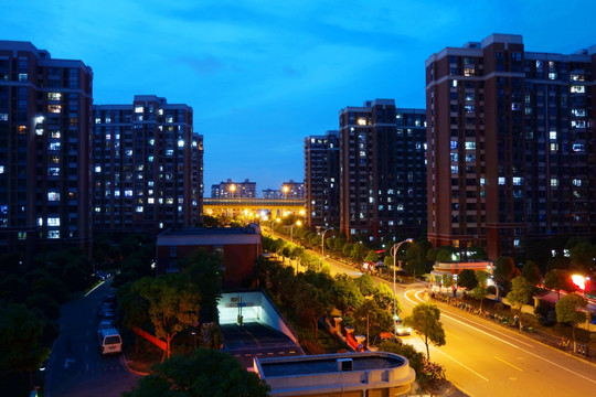 申城佳苑夜景