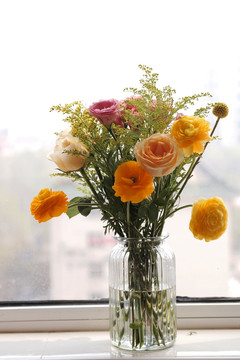 窗台装饰 鲜花瓶插 温馨浪漫