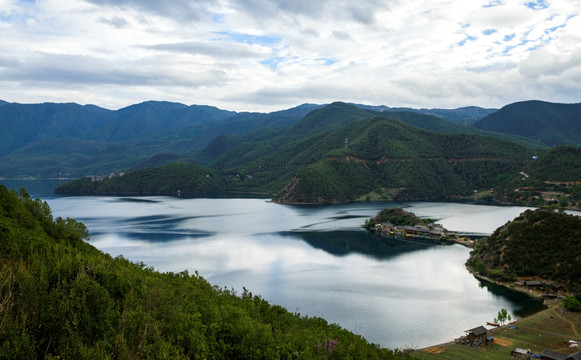 泸沽湖风光