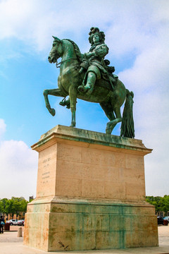 凡尔赛宫路易十四塑像