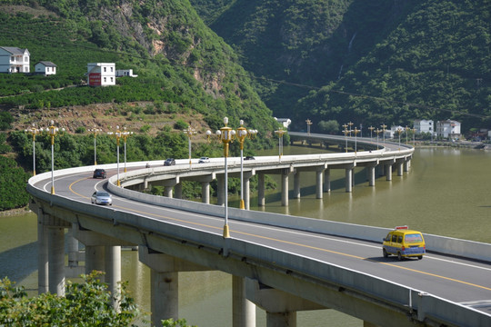 湖北兴山最美水上公路