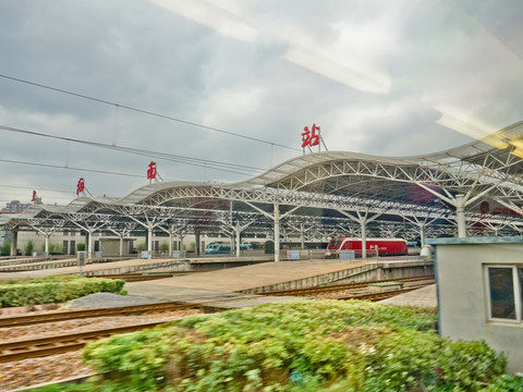 上海南站 地铁进站