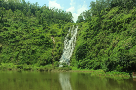 瀑布风景