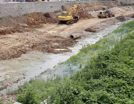 河道 清淤 疏汛 水利工程建设