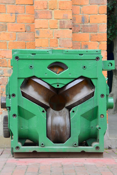 工业摄影 绿色油漆 机械设备