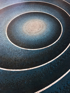 蓝色椭圆抽象画