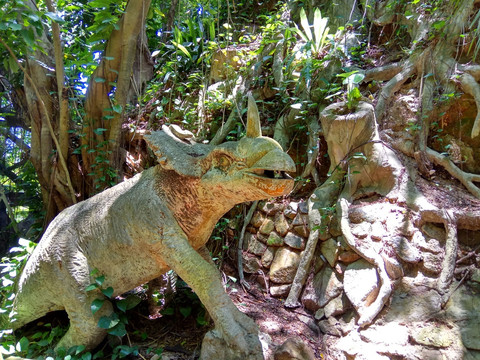 恐龙 恐龙化石 恐龙雕塑