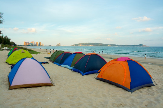 沙滩上的帐篷