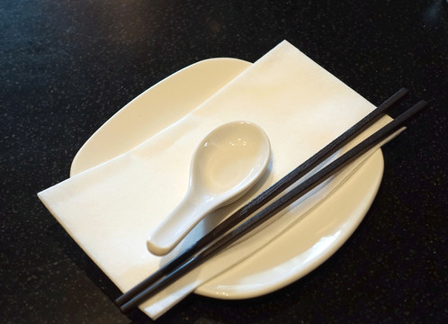 中式碟筷餐具