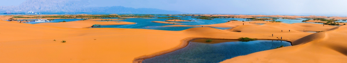 内蒙古乌海湖全景图