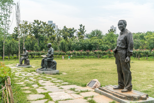 郑州遗址公园雕塑