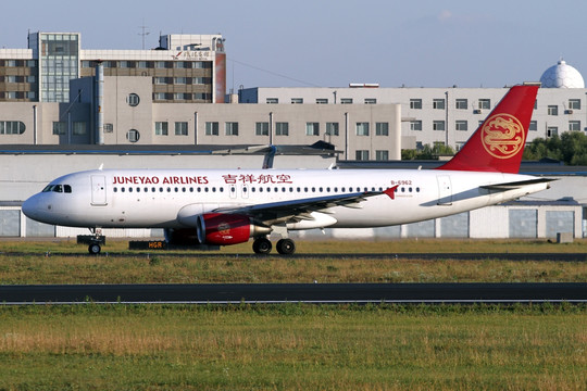 吉祥航空 飞机滑行