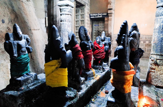印度教寺庙内的雕塑