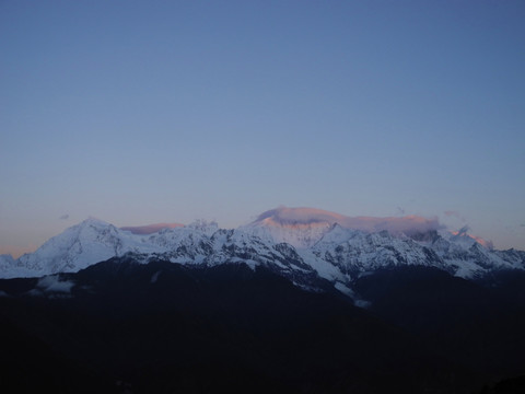 日照金山