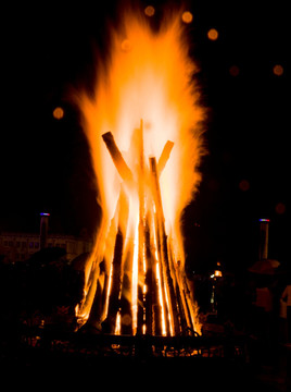 鄂伦春篝火节